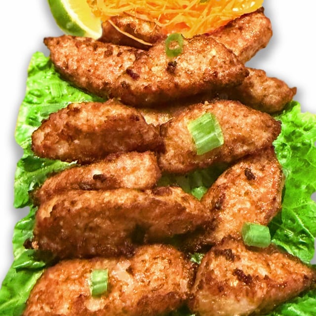 THAI SAUSAGE " NAEM ".