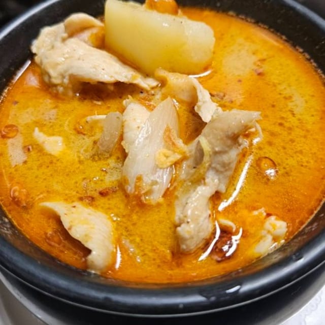 Kaeng Massaman (Small).