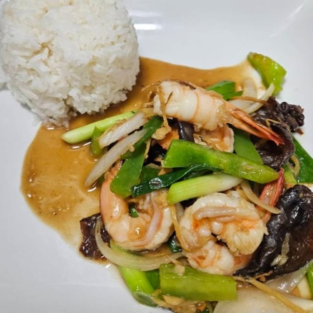 Pad Khing.