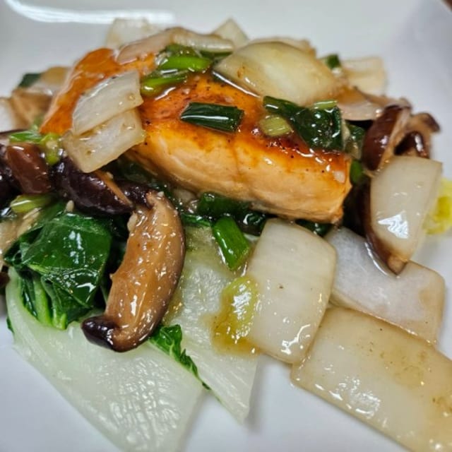 Pla Salmon.