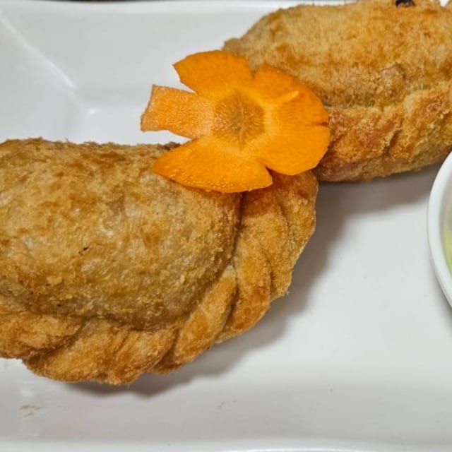 Curry Puff.